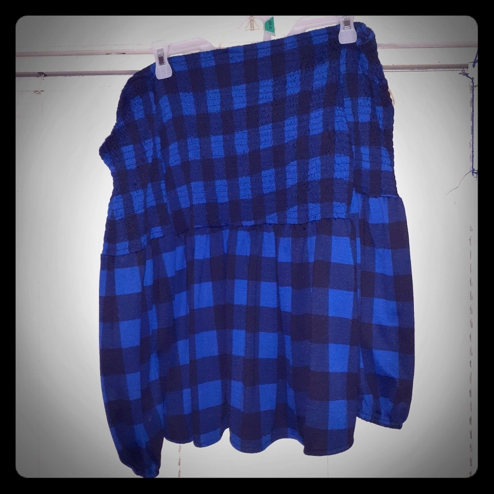 Blue/Black paid off the shoulder - Picture 1 of 3